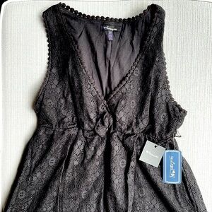 Heritage 1981 short length sleeveless lace dress on black size small